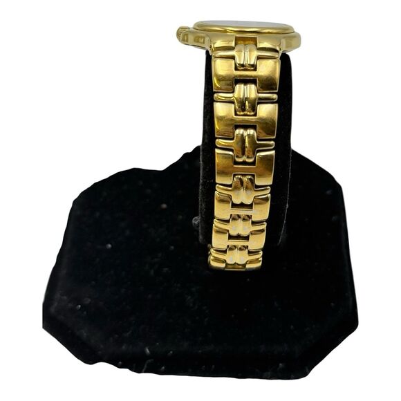 Women Vintage Movado Museum Olympian Watch 88.A1.827.2 Gold Steel Case Swiss main image 7